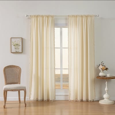 Floraweg Crèmekleurige gordijnen met franjes, geruit patroon van katoen en linnen, zachte, halfverduisterende decoratieve gordijnen voor slaapkamers en woonkamers, 132 x 160 cm,roedezakken
