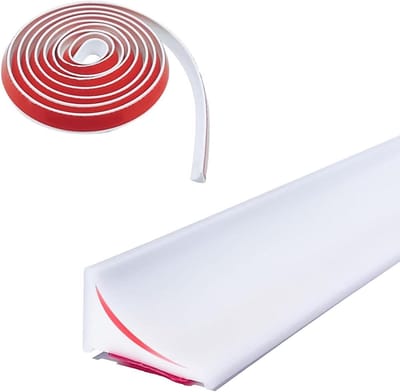 Zelfklevende strip - Waterkerende strip - Badkamer droog houden - Flexibel en opvouwbaar - 1 meter lengte - Wit