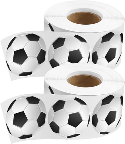 2 Rollen Zelfklevende Voetbalstickers - Sportsticker Labels voor Knutselwerk, Scrapbooken en Envelop Sluiting