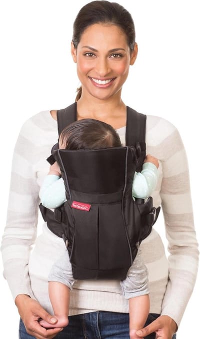 Lichte compacte draagzak met gezicht naar binnen en met gezicht naar buiten - handige vakjes en slabbetje - Swift Classic Carrier - pasgeborenen en peuters 3.6-11.3 kg