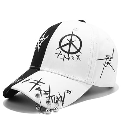 Zwart wit patchwork graffiti baseball pet dames en heren – cap met print, metalen ringen en gebogen klep – verstelbare hip hop baseball pet met streetwear design – casual pet maat 54-60 cm