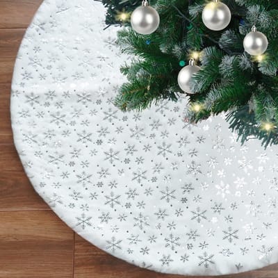 Witte Pluche Kerstboomrok 90 cm met Zilveren Sneeuwvlokken voor Kerstmis en Nieuwjaar Decoratie, Perfecte Basis voor je Kerstboom en Feestelijke Versiering