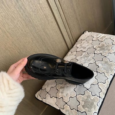 Fluwelen Loafers Echt Leer Herfst en Winter Dames Zacht Eén Voetpedaal Platform Blokhakken Gesneden Gouden Gesp Kleine Leren Schoen Vrouw 40