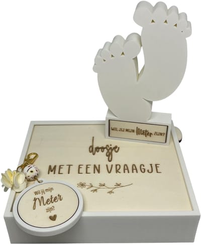 Geschenkbox Wil jij mijn METER zijn? | beige | 3D | sleutelhanger | voetjes | meter vragen | meter worden | peettante vragen | peettante worden | cadeau | doosje met een vraag