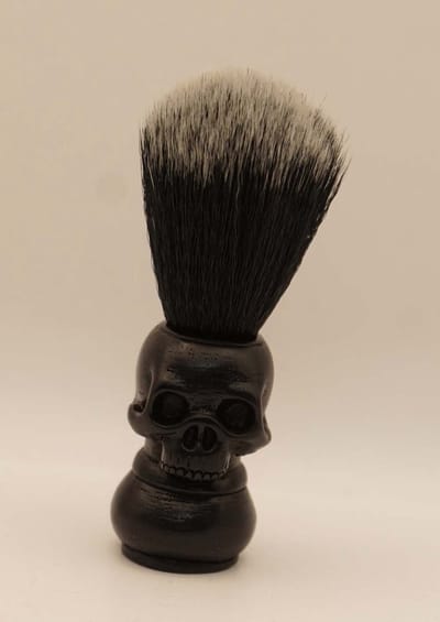 Scheerkwast met doodskop handvat zwart - stoere heren doodshoofd scheerkwasten - leuke skull scheerkwast - gothic scheerkwast - mooie kwast voor te scheren - cadeau tip voor heren - prachtige kwast voor te scheren - zachte scheerkwast