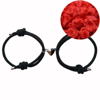 Magnetische Hartjes Armband Set + Rozenblaadjes = Valentijn Cadeautje voor Hem en Haar - Valentijnsdag - Valentijn Cadeautje voor Mannen
