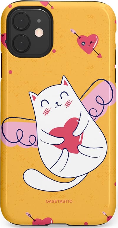 Casetastic Hoesje Geschikt voor Apple iPhone 11 - Stijlvolle Beschermende Duo-layer Case - Kattenflirt Geel Rode Hartjes Liefde