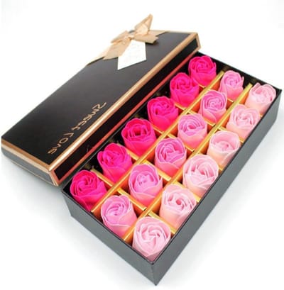 Rozenbloemen in geschenkverpakking - 18 stuks - Prachtige roze kleuren - Heerlijke rozengeur - Mooie vorm