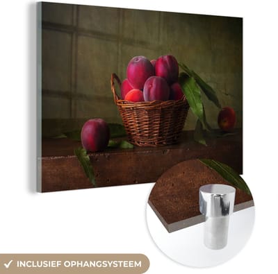 MuchoWow® Glasschilderij 150x100 cm - Schilderij acrylglas - Mand - Pruim - Roze - Rustiek - Fruit - Stilleven - Foto op glas - Schilderijen