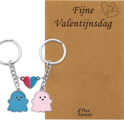 Koppel Sleutelhanger voor 2 'Fijne Valentijnsdag' - Spookjes + Magnetisch Hartje - Sleutelhanger set op Cadeau Kaartje - Zilverkleurig - Vriendschap of Relatie Symbool - Pax Amare