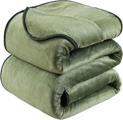 Famanu - Zachte Fleece Deken - Warm en Comfortabel - 1 stuk - Groen - 220x240 cm