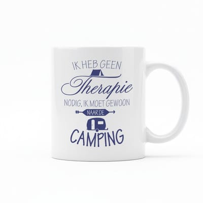 Grappige Camping Tekst Mok 330 ml – “Ik Heb Geen Therapie Nodig, Ik Moet Gewoon Naar De Camping” Koffie- & Theemok Cadeau