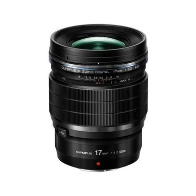 Olympus M.Zuiko AF 17mm f/1.2 PRO ED incl. zonnekap  Micro Vier Derde