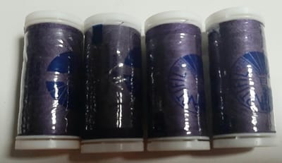 4 klosjes artifil paars lila naaigaren - 4x 200 meter garen - polyester purple - col 1042