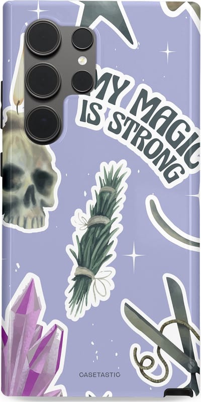 Casetastic hoesje geschikt voor Samsung Galaxy S24 Ultra - Dubbellaagse bescherming - Lila Paarse Hekserij Strong Magic Sterren Collage - Fashion Case - Lila Lichtgrijs Wit