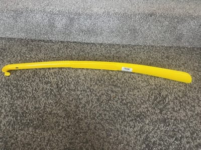 Schoenlepel 70cm lang stevig - schoenlepels - lange schoenlepel - shoehorn Geel