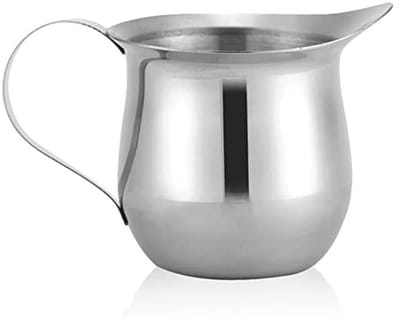 Dailygoods- Melkopschuimer 240 ml - Roestvrij Staal - Puntige Mond - Vaatwasmachinebestendig - Voor Latte Art - Schokbestendig en Geurloos - Koffiekruik