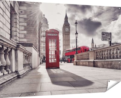 Gards Tuinposter Rode Telefooncel in Londen bij de Big Ben - 180x120 cm - Tuindoek - Tuindecoratie - Wanddecoratie buiten - Tuinschilderij