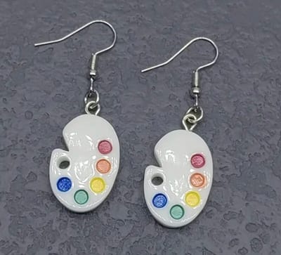 Akyol - oorbellen - Schilder oorbellen- kunstenaar oorbellen - oorbellen - kerst -oorbellen voor festival - ijzeren oorbel - Cadeau -oorbellen - leuke oorbellen – gekleurde oorbellen – festival – vintage oorbellen