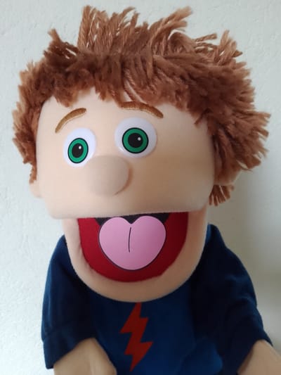 Sillypuppets - Handpop Tommie 35 cm - Handpoppen - Poppenkastpoppen - Poppentheater