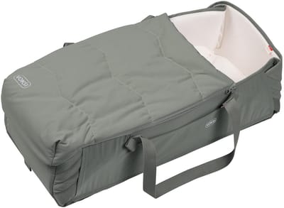 Voksi Carry Me - Babynest - Draagbaar babynestje - Draagmand - Baby Nestje - MeadowGreen Cream