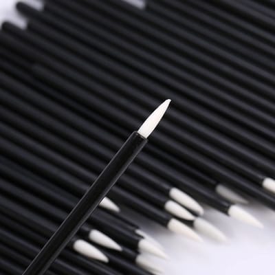 Dailygoods- Eyeliner Borstel - 50 stuks/set - Make-up Tool - Wegwerp Applicator - Professioneel Gebruik - Kunststof Handgreep - Zachte Vezels - Make-upborstel