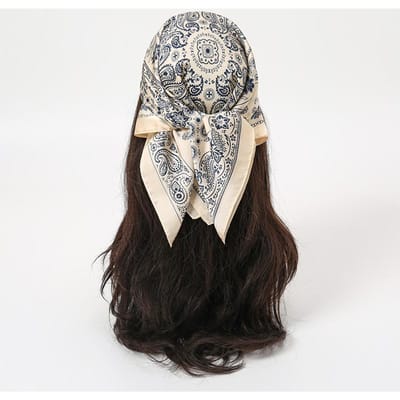 Zomerstrand 70*70cm Vierkante Zijden Moslim Hijab Sjaal Vrouwen Zakdoek Hart Print Hoofdband Bandana Kleine Mode Luxe Sjaals Stropdas 70x70cm gray