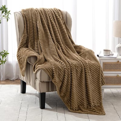 Zachte Flanellen Fleece Deken - Comfortabele Plaid voor Bank en Bed, Ideaal voor Kinderen en Volwassenen - 50x60 inch Camel