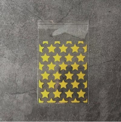 Jumada's - 100x Transparante Uitdeelzakjes - Cellofaan Plastic Traktatie Kado Zakjes - Snoepzakjes Goud