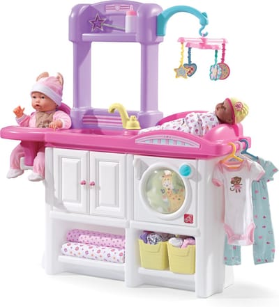 Step2 Love & Care Deluxe Nursery Kinderkamer voor poppen - Commode met wieg, kinderzitje, wasmachine & accessoires (excl. Pop) - Kunststof speelgoed 80x25x95cm