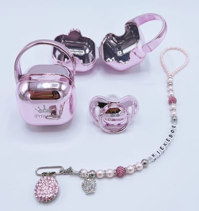 Roze speen, roze speenkoord en roze speenhouder, roze speenkoordPr - luxe fopspeenset - kan ook rechtstreeks als cadeau worden verstuurd - kraamkado - babyshower - gender reveal - speen voor baby meisje