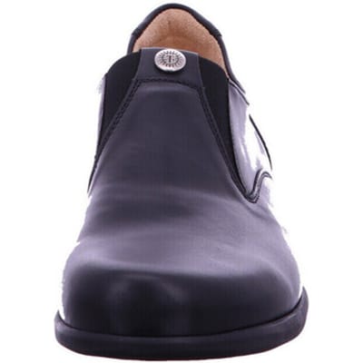 Mocassins Think -