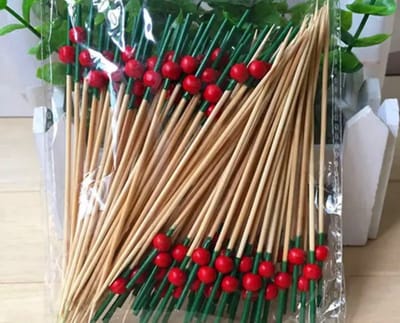 Akyol - partyprikkers | satéprikkers |Feestje - Verjaardag - cocktailprikkers - Feest prikkers| cocktailprikkers | 20 stuks – Rood