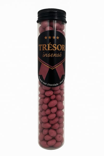 Trésor Insensé – Chocolade Omhulde Gedroogde Veenbes – Luxe Snack in Geschenktube (90g)
