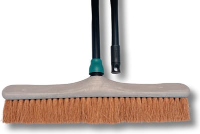 MAUS bezem binnen 50cm - zachte cocos zaalveger met steel 150cm - gerecycled - made in EU -zeer robuust