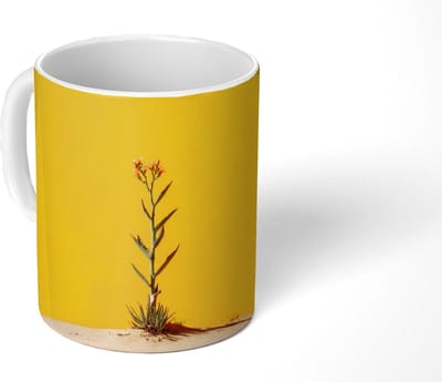 Mok - Koffiemok - Zand - Plant - Geel - Minimalitisch - Mokken - 350 ML - Beker - Koffiemokken - Theemok