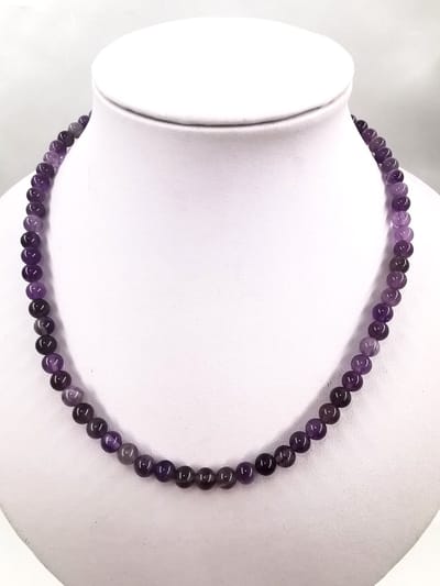 Ketting - Edelsteen - Amethist - 6 mm kralen - L 45cm - RVS sluiting. Bescherming, harmonie, inzicht en spirituele ontwikkeling.