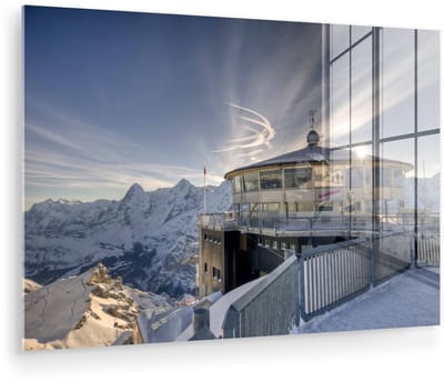 ® Glasschilderij 180x120 cm - Schilderij acrylglas - Foto van De Schilthorn in Zwitserland - Foto op glas - Muurdecoratie woonkamer - Wanddecoratie slaapkamer - Schilderijen