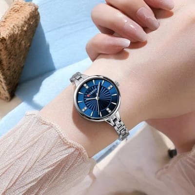CURREN Luxe Dameshorloge Zilverkleur met blauwe wijzerplaat - Elegante Roestvrijstalen Horloge - Waterdicht