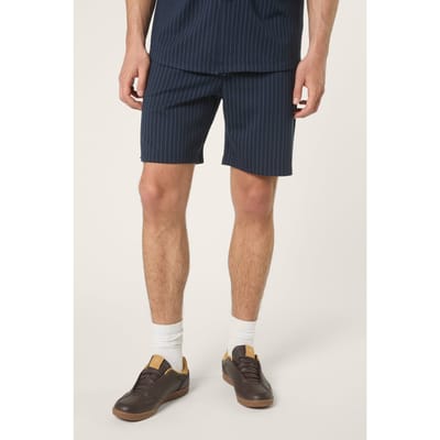 FILA Lucca Regular Pinstriped Shorts Black Iris / Egret Striped Taglia: S | Pantaloncini Outlet | Uomo | Nero
