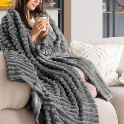 Donkergrijze fleece plaid 150x200 cm - Gecertificeerd en ultra zacht - Banksprei voor 2 personen