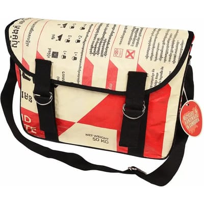 Courierbag - messenger bag - schoudertas van gerecyclede cementzak 35x25x12 cm