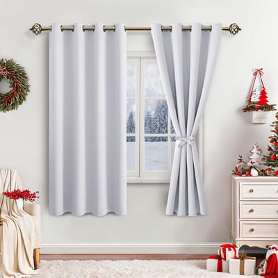 Unyqoos ® Elegante Witte Verduisteringsgordijnen met Inslagringen voor Slaapkamer of Woonkamer, Set van 2, 175x140 cm