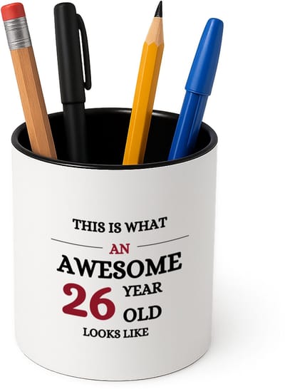 Hacebo® - This is what an awesome 26 year old looks like Pennenbakje - iemand die 26 jaar is geworden - pennenhouder - de jarige - verjaardagscadeau - kado - geschenk - gift - leuke verjaardagscadeau - felicitatie - Pennenbakje zwart