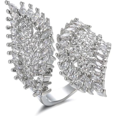 Luxe Engelenvleugels Ring Voor Vrouwen Populair Volledig Micro Gezet Natuurlijke Zirkonia Ring Vintage Bruiloft Feest Mode Gouden Sieraden resizable white