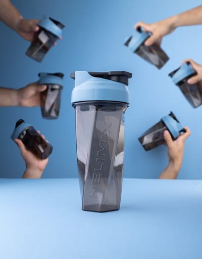 HELIMIX Shake Beker - 828 ML Eiwitshaker - Fitness Sport Shake Smoothie Beker Fles Bidon - ZONDER Bal- Kleur Leisteen Blauw