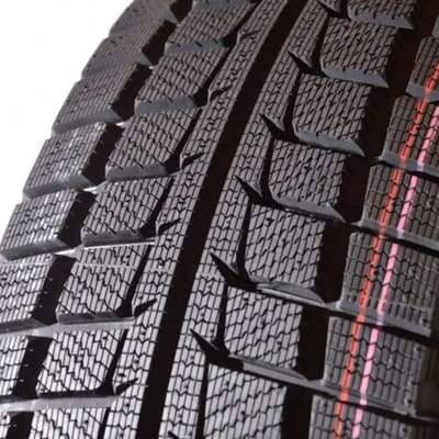 Winterbanden TRAZANO SW618 225/55R17 101H XL