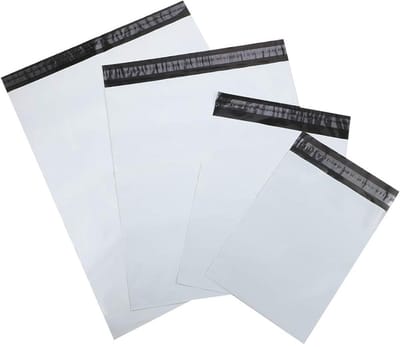 PolkaHome® Verzendzakken 17.5x26 cm – 100 Stuks – Verzendzakken voor Kleding – Zelfklevende Waterdichte Verzend Zakken – Witte Kunststof Verzendzakken Webshop – 100% Recyclebaar