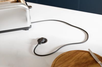 Inbouwstopcontact met Sierringen - Tafelstopcontact Keuken - Stroomvoorziening Aanleggen - Verwisselbare Sierringen - 56 mm Inbouwdiameter - Zwart