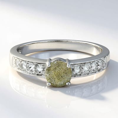 Cavill - Zilveren ring met spectroliet 0,41 ct en witte topaas 0,22 ct - 925 sterling zilver - ronde slijpsteen - elegante damesring